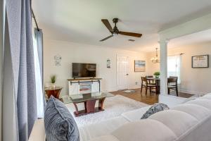 1 Mi to Moody Gardens and Beaches Galveston Home