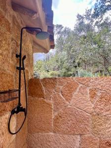 Hermosa cabaña campestre con jacuzzi y lago