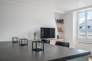 Le Versailles Soleil Classé 3 étoiles Charme & vue Chapelle Royale