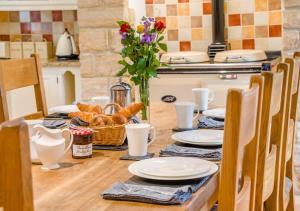 Rose Cottage - Powerstock