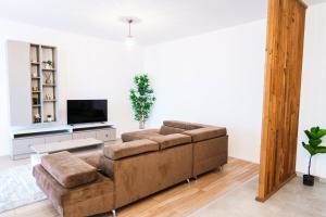 EVRA APARTMENTS ROYAL- FREE private parking