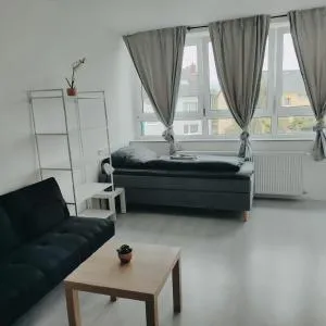 Monteurwohnung Ferienwohnung Business Appartement links Langenfeld - Gladbach