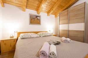 Villa Zoe, beautiful view,private pool, secured parking
