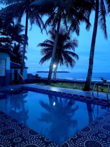 J & V Oceanview Beach Resort