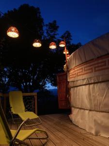 Tentes de luxe La Yourte de la Mariotte : photos des chambres