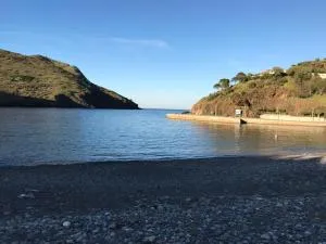 Apartaments Portbou Costa Brava - Portbou