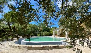 Maisons de vacances Maison pour 12p, piscine a debordement chauffee d-avril a octobre inclus : photos des chambres