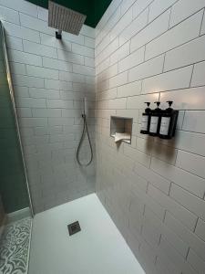 The Hideaway - Luxury Country Retreat