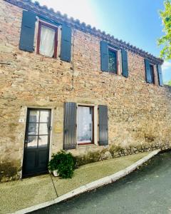 Maisons de vacances Gites La Maison pres de la fontaine et La Cabane du Pecheur : photos des chambres