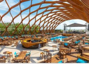 Summerland Nikos Residence