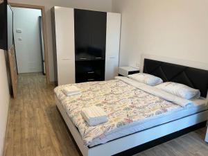 Cozy Apartment in Varna with Parking