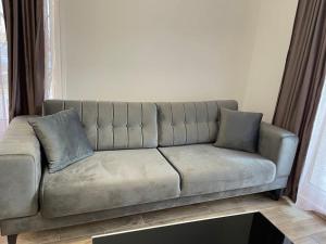 Cozy Apartment in Varna with Parking