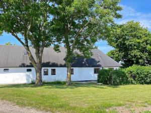 8 person holiday home in SKIVARP