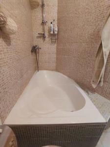 Central - Wesselényi Pearl