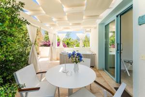 Junior Suite with Private Pool