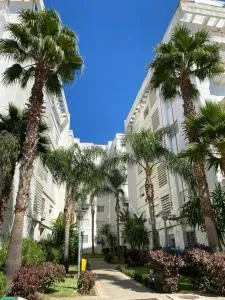 Moderne appartement met tuin - Beni Touzine