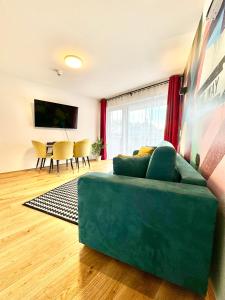 Designer Wohnung mit Balkon