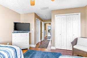 Edgewater Golf Villa #115