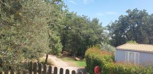 Campings Camping les Cigales - Tikayan : photos des chambres