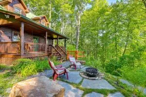 Pet-Friendly Bryson City Cabin with Fire Pit and Deck! - 布赖森城 Pet-Friendly Bryson City Cabin with Fire Pit and Deck! - 布赖森城