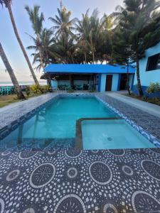 J & V Oceanview Beach Resort