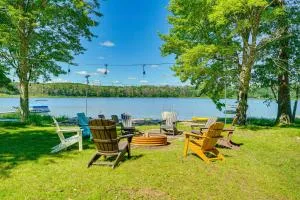 Bitely Cottage Rental Fire Pit and Beach! - Luther