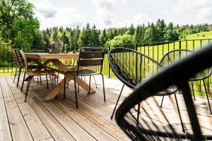Vaste Duplex de Standing avec Terrasse Sud et Vue Nature dans ferme en pierres
