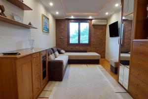 Imi's home - 3hvězdičkové hotely ve městě Kecskemét