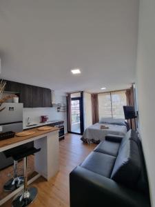 Moderno a 1 cuadra de Shopping y 4 Rambla