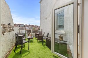 The Pennines - Close to town beach and shops