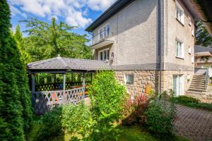 Large Double or Twin Room room in Willa Basztowa