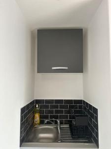 Appartements Studio very close to ligne 13 tram 5 Saint-Denis : photos des chambres