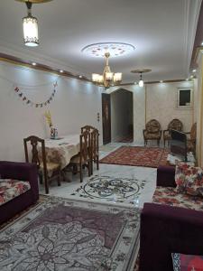 شقة مميزة جدا في قلب العاصمة قريبة من جميع الأماكن والخدمات