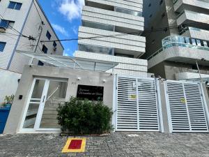 Novo Apto Canto do Forte, Rua Praia Vista Montanha, com Wi Fi, HomeBeach10, 01 Vaga de Garagem, Melhores Restaurantes ao lado