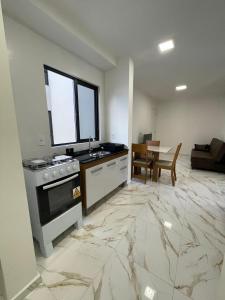 S3 - Lindo Apartamento em região central
