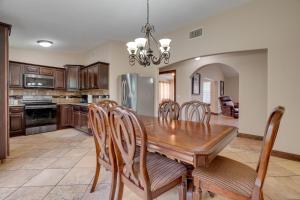 6 Mi to Dtwn Austin Home with 2 Patios and Grill