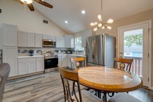 6 Mi to Dtwn Austin Retreat with Patio and Grill