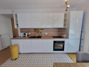 Cosy retreat with terrasse and parking, near Paris and Disney, 5min to train station