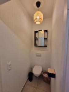 Cosy retreat with terrasse and parking, near Paris and Disney, 5min to train station