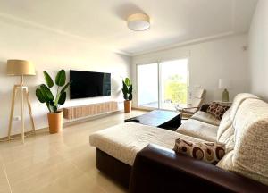 Vacaciones con el Mediterráneo a menos de 50 metros