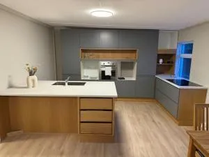 Sentralt hus med egen parkering - Vigrestad