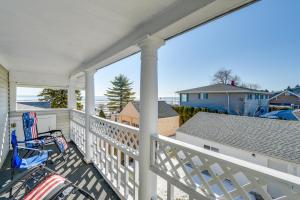 Lake Michigan Vacation Rental 1 Block to Marina!