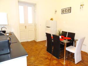 Erzsebet Boulevard Apartment