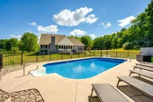 Spacious Thornville Home about 8 Mi to Buckeye Lake! - Hebron