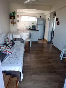 Apartamento a uma quadra da praia - 索莱马