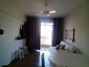 Apartamento a uma quadra da praia