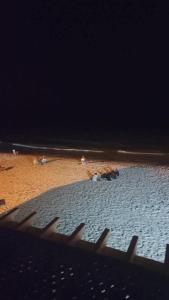 Pied dans lEau à Sousse méditerranéen