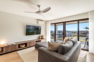Talinga 2 - Sunset Views - Holiday Yamba