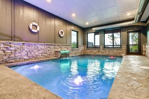 Private, Mtn Views, Theatre, Pool, Hot Tub, Game Room