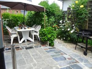 Maisons de vacances Gite typique Avesnois, familial avec terrasse, proche foret et activites locales - FR-1-510-177 : photos des chambres